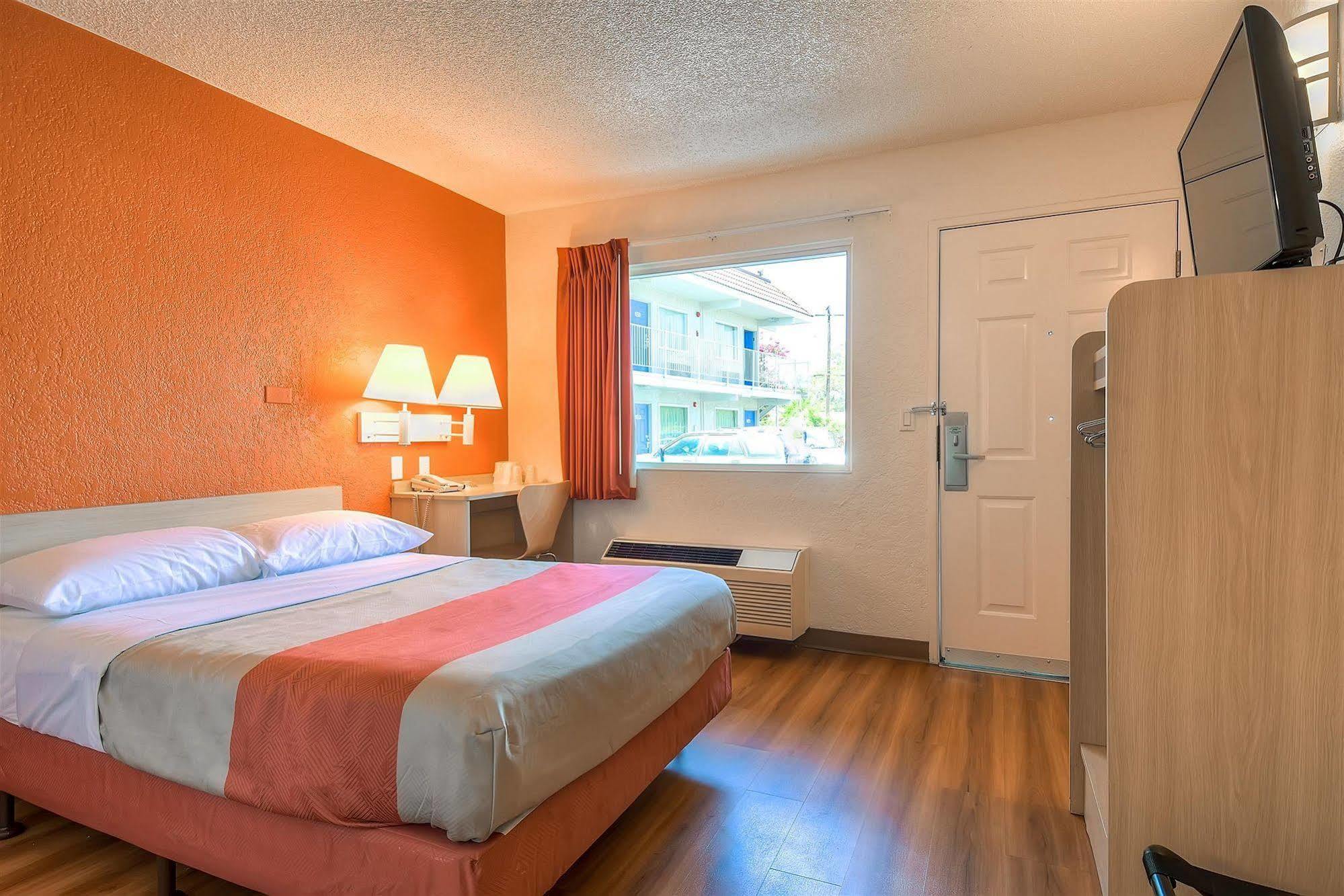 Motel 6-Norwalk, Ca - Los Angeles Eksteriør bilde