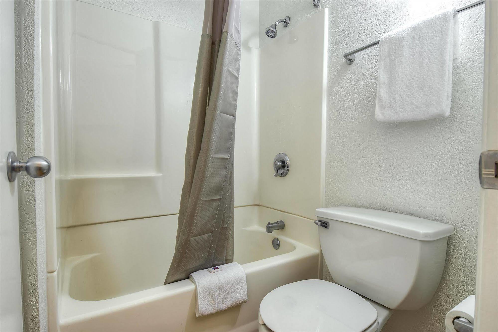 Motel 6-Norwalk, Ca - Los Angeles Eksteriør bilde