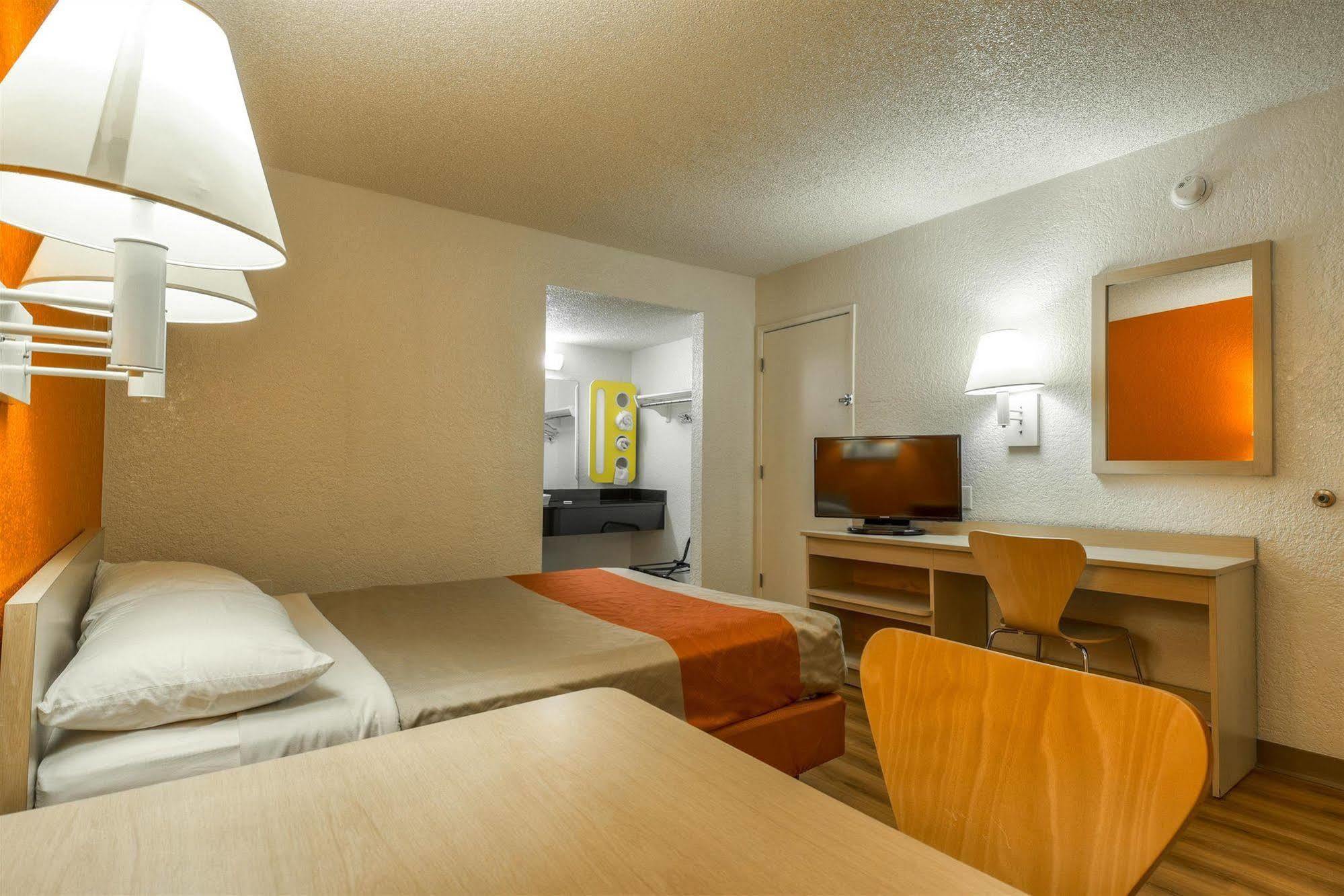 Motel 6-Norwalk, Ca - Los Angeles Eksteriør bilde