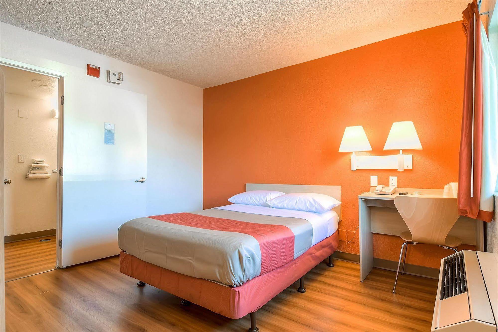 Motel 6-Norwalk, Ca - Los Angeles Eksteriør bilde