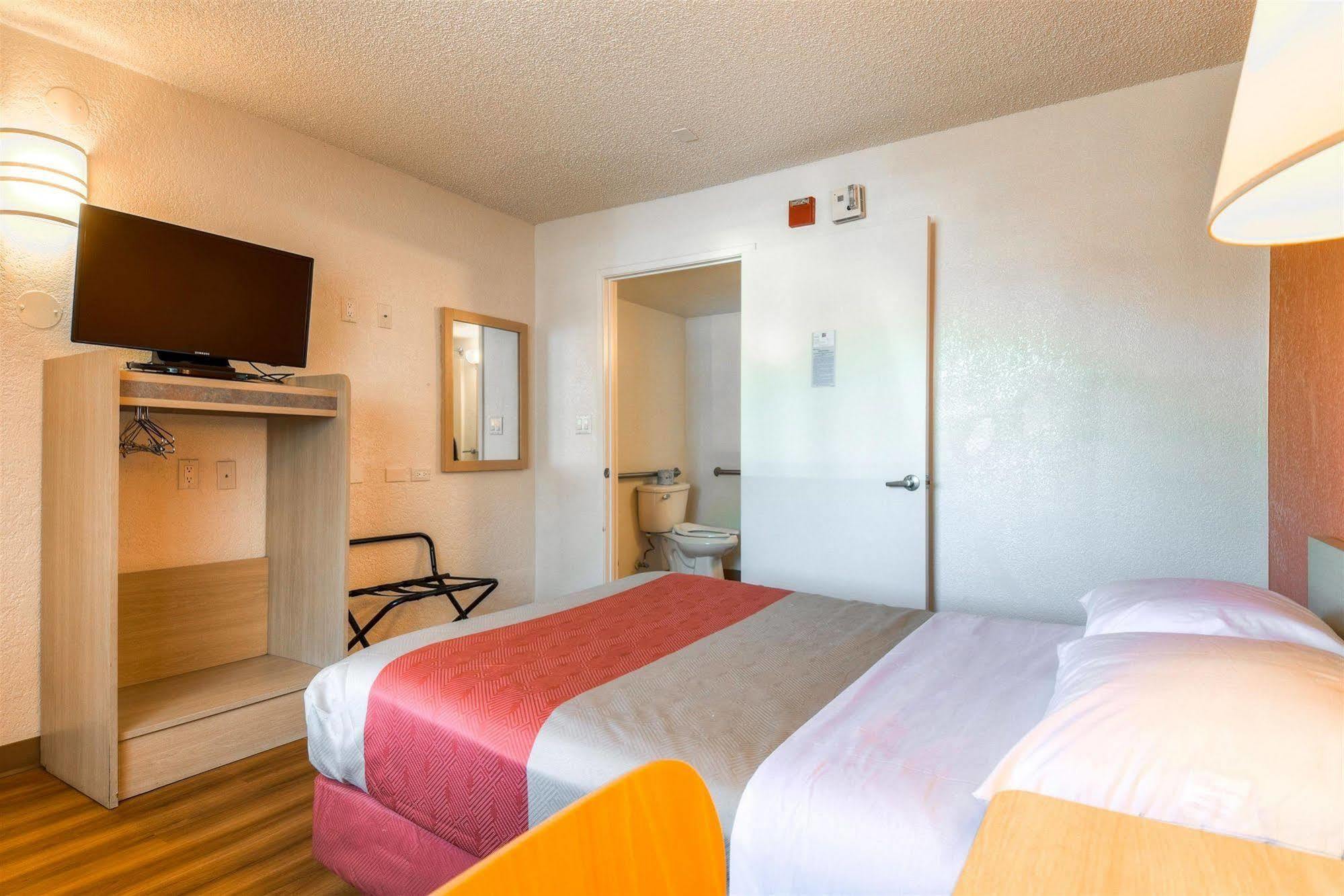 Motel 6-Norwalk, Ca - Los Angeles Eksteriør bilde